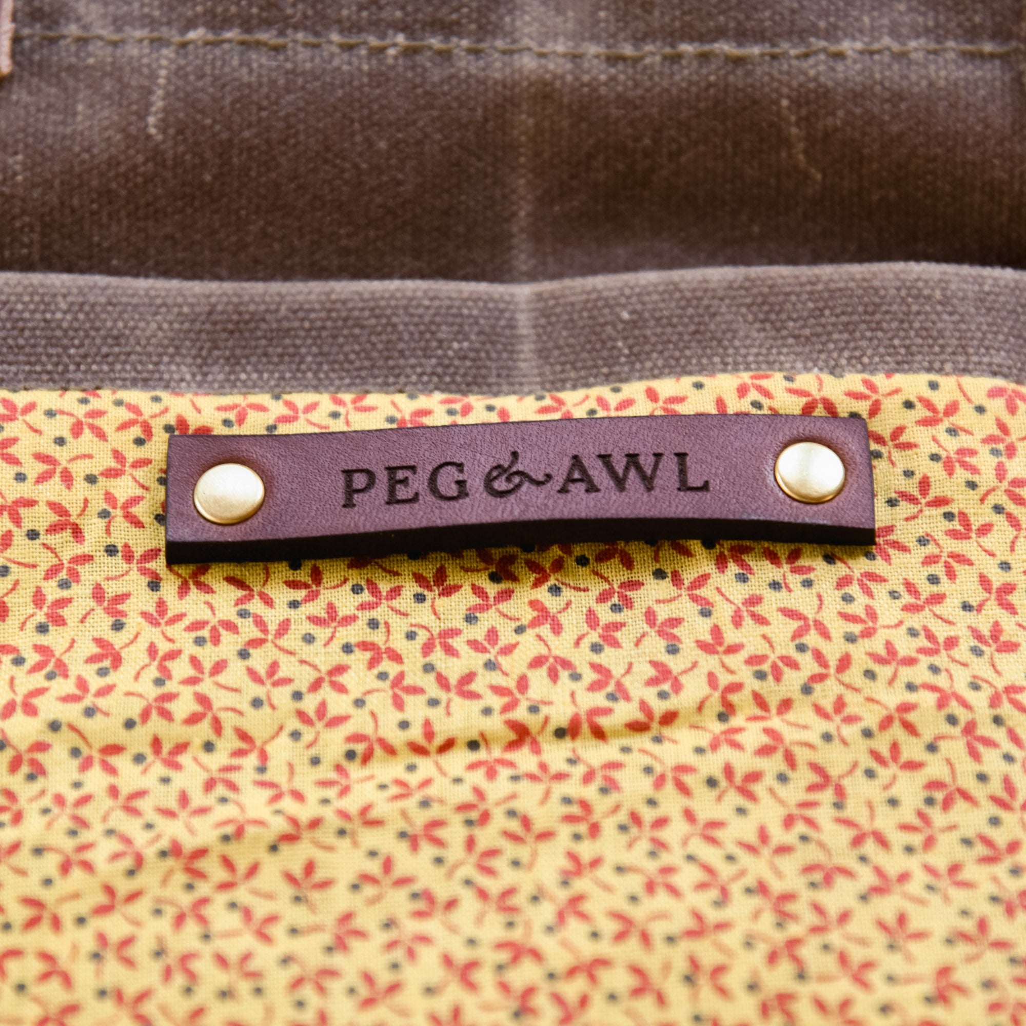 Pipit Tote with Early 1900s Textile: Alexandra