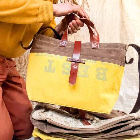 Standard Tote with Mid-Century Feedsack: Chewanas