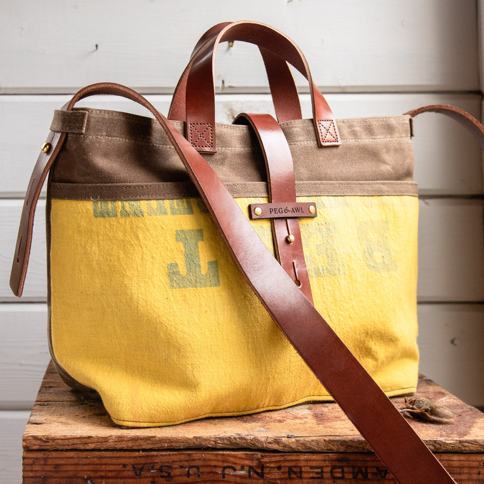 Standard Tote with Mid-Century Feedsack: Chewanas