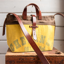 Standard Tote with Mid-Century Feedsack: Chewanas