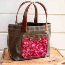 Pipit Tote with Vintage Scrap Bundle: Edna