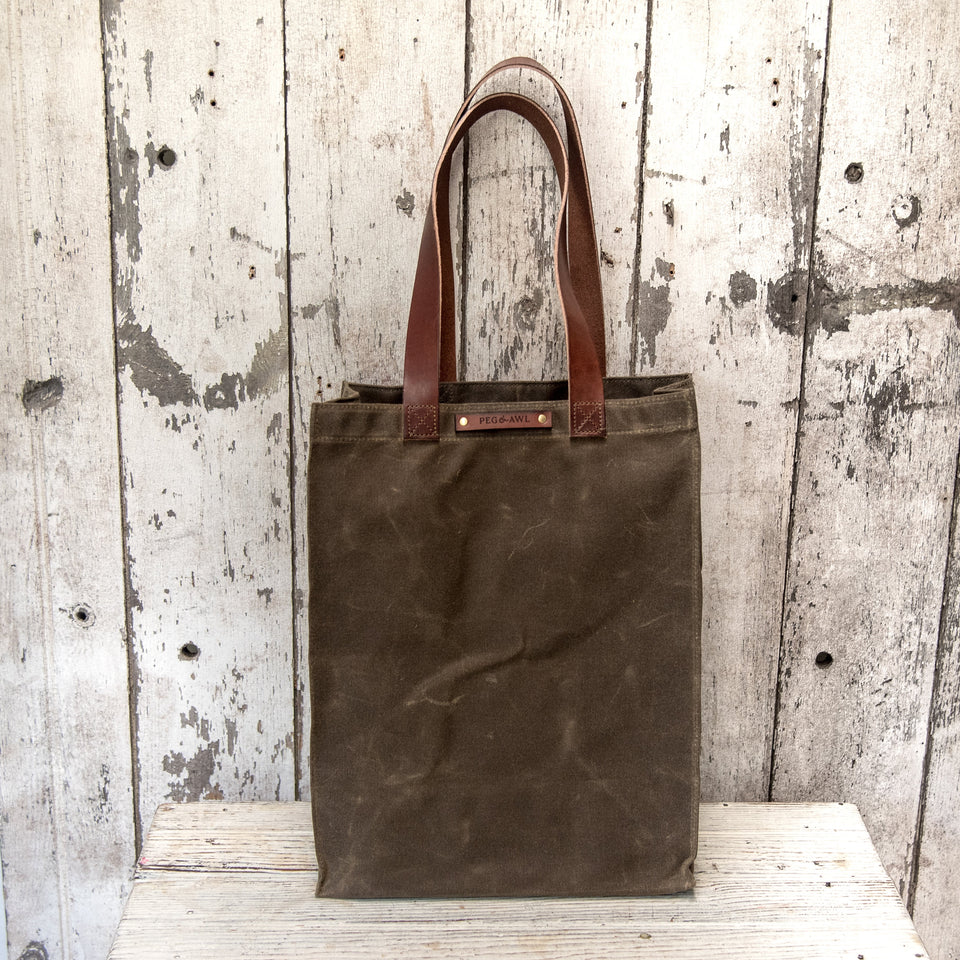 The Marlowe Carryall: Merry Mishap
