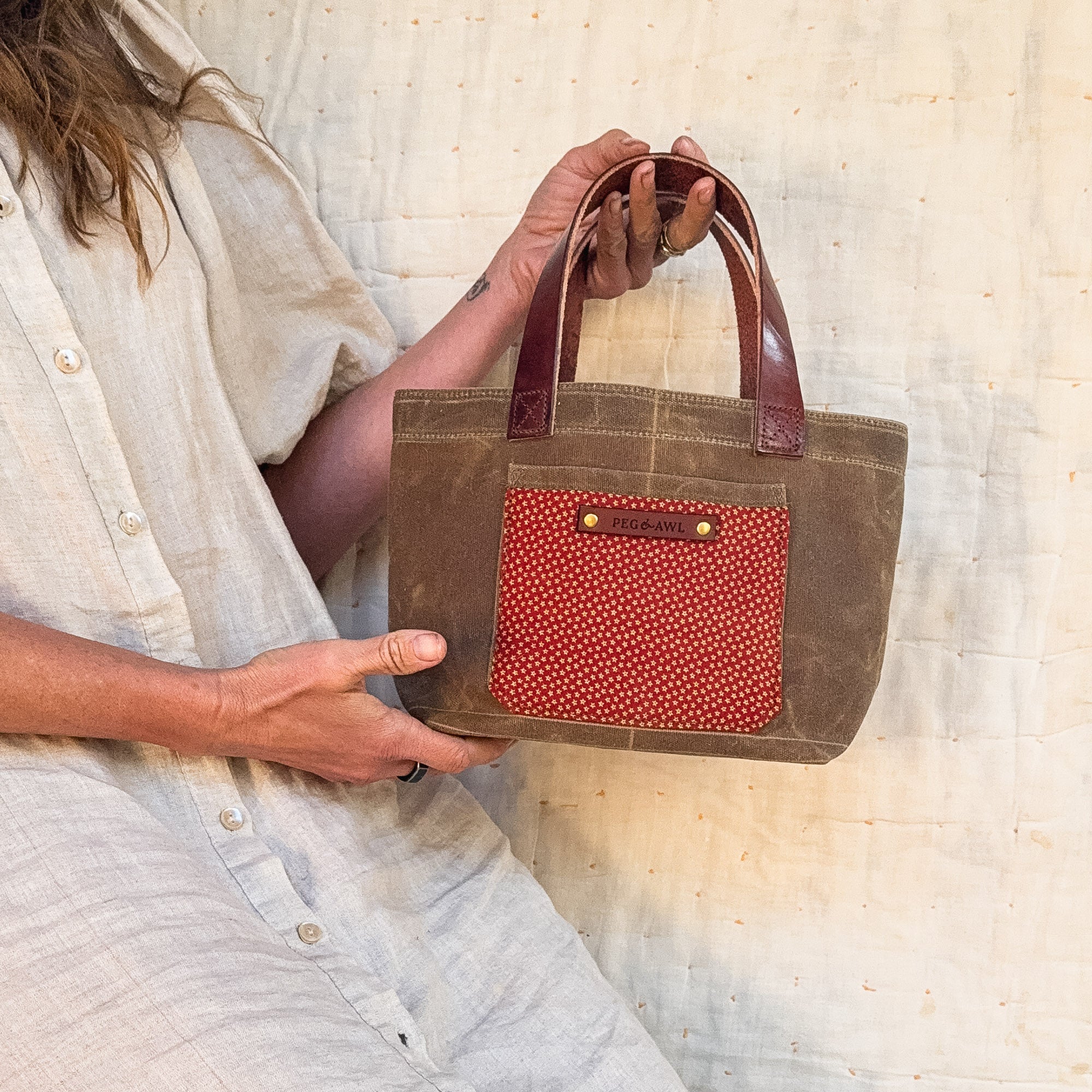 Pipit Tote with Early 1900s Bundle: Shirley