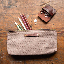 Scholar Pouch with Mid-Century Dressmaker’s Fabric: Florence
