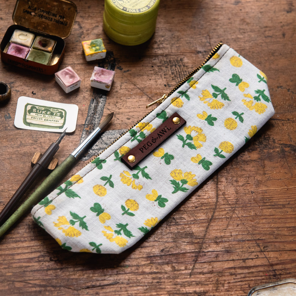 Drafter Pouch with Mid-1900s Feedsack: Sabine