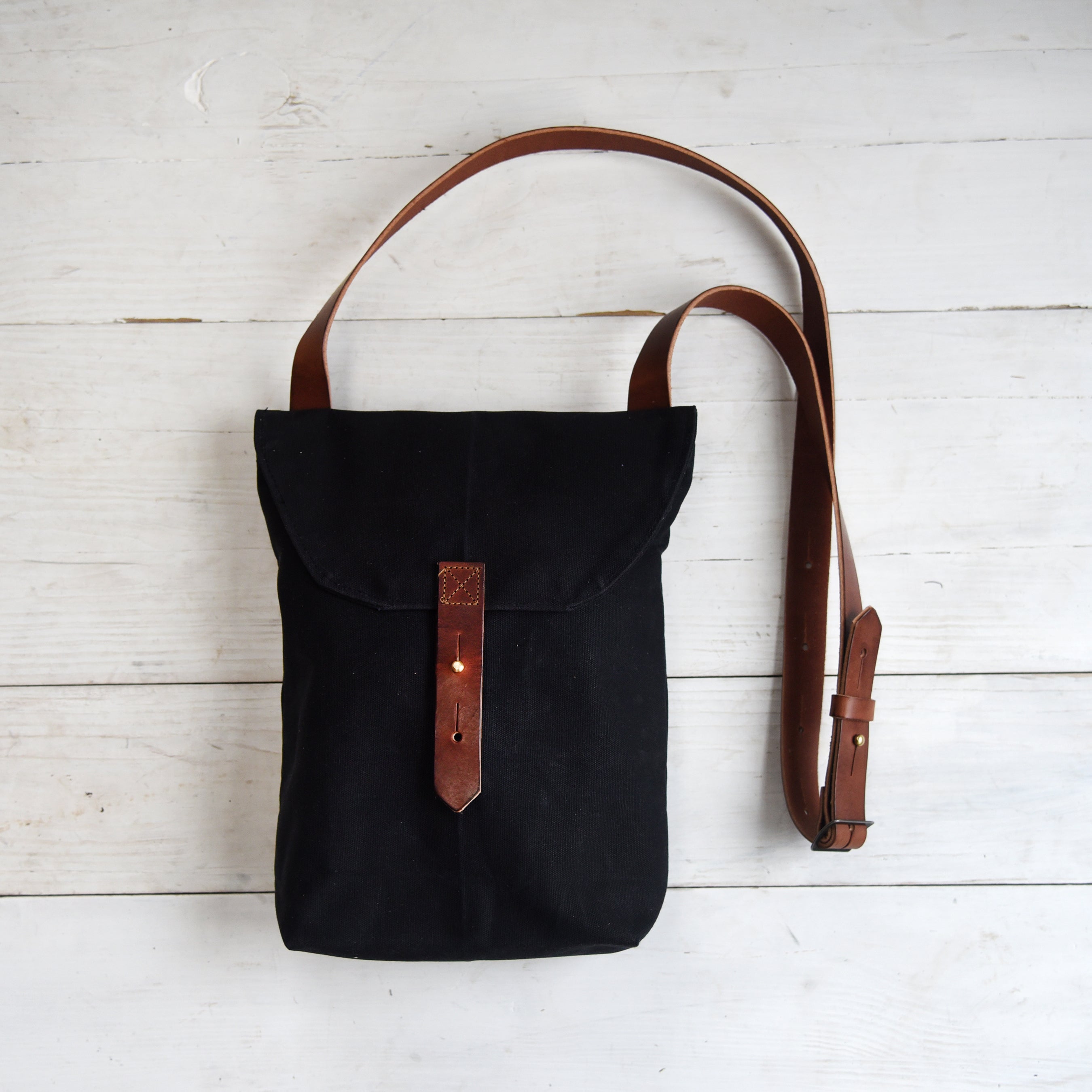 The Hunter Satchel