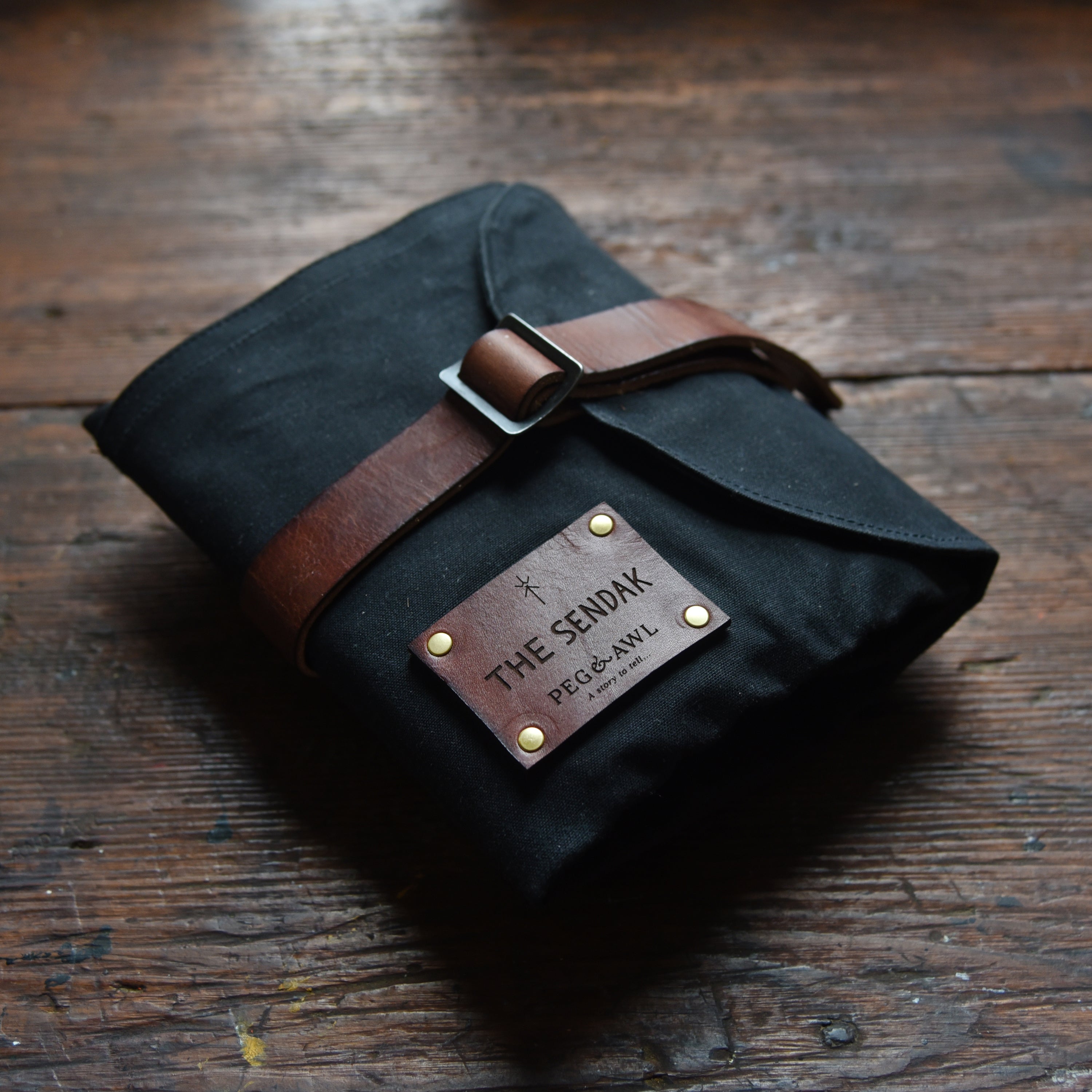 /color-Coal with Brown Leather
